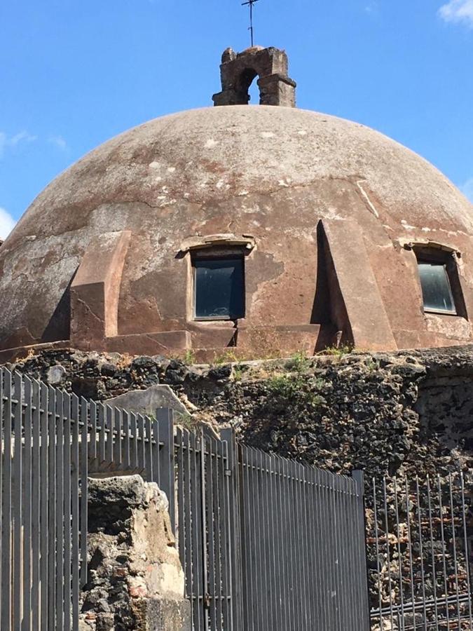 Casa Ega E La Rotonda: Bellissimi Monovani Nel Cuore Di Катанія Екстер'єр фото